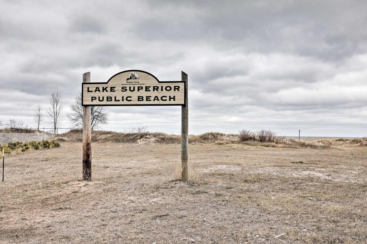 Walk To Lake Superior Ontonagon Home With Fire Pit! Eksteriør billede